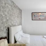 Apartmán Politimi N8