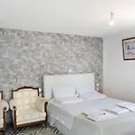 Apartmán Politimi N8