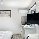 Politimi N8 Apartamento *