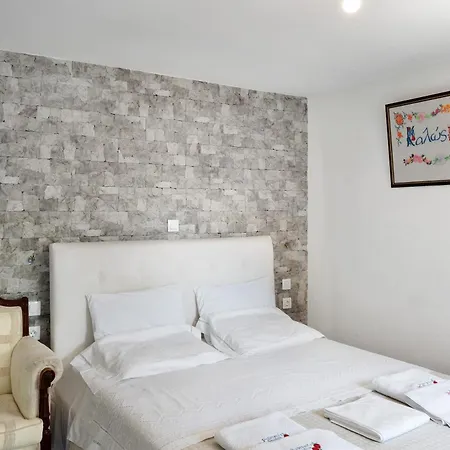Politimi N8 Apartment